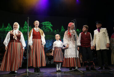 Konzert der Minderheiten in Lettland „Saules dziesmu audeklā” (Geflecht aus Sonnenliedern)